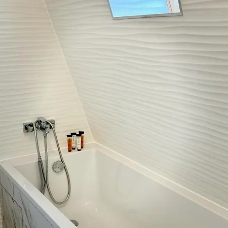 Apartment Mountain View By The River - Ev Plug