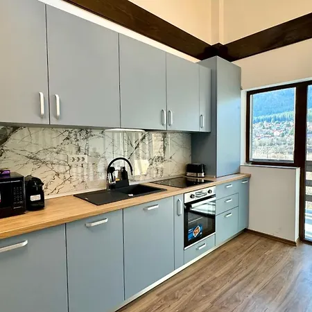 Mountain View By The River - Ev Plug Apartment *