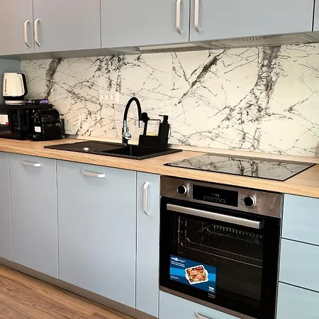Mountain View By The River - Ev Plug Apartment
