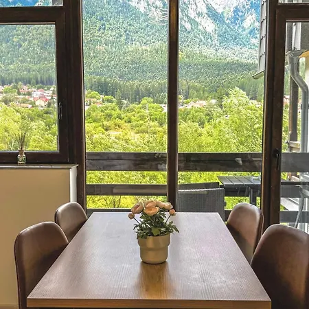 Mountain View By The River - Ev Plug Apartment *