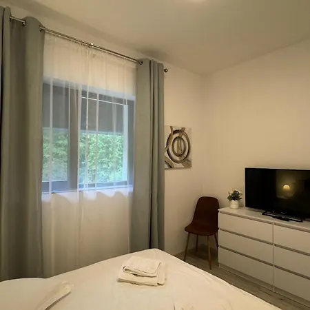 Apartment Mountain View By The River - Ev Plug