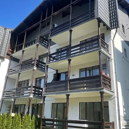 Mountain View By The River - Ev Plug Apartment *