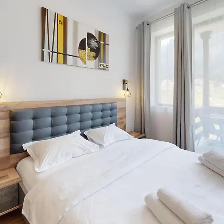 Apartment Mountain View By The River - Ev Plug *